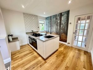 Photo 11- click for photo gallery